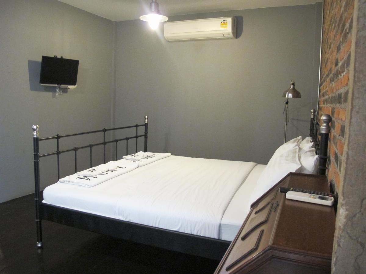 J No.14 Bed & Breakfast Bangkok Dış mekan fotoğraf