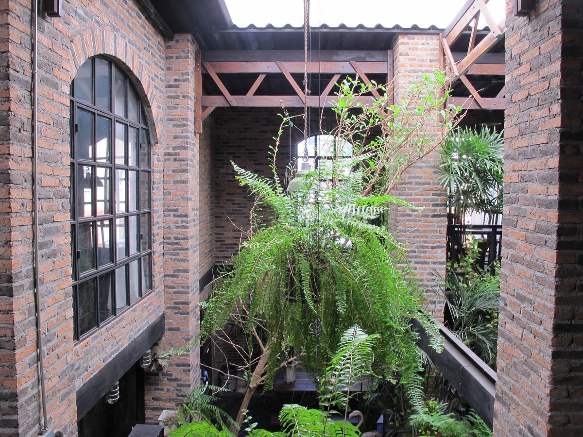 J No.14 Bed & Breakfast Bangkok Dış mekan fotoğraf
