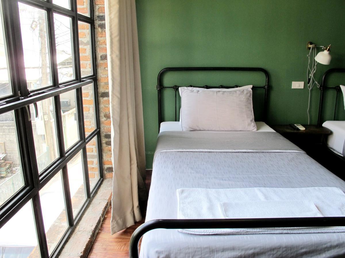 J No.14 Bed & Breakfast Bangkok Dış mekan fotoğraf
