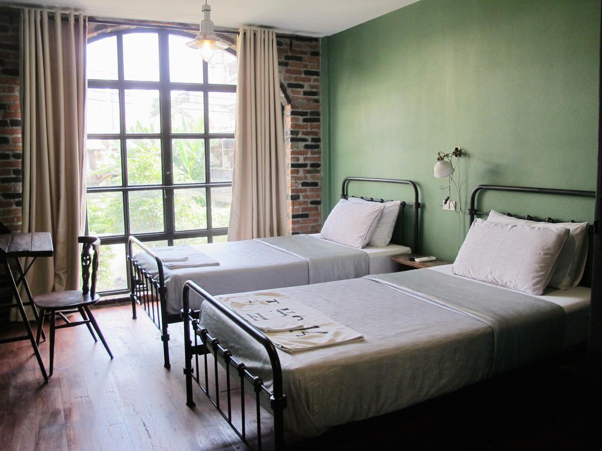 J No.14 Bed & Breakfast Bangkok Dış mekan fotoğraf